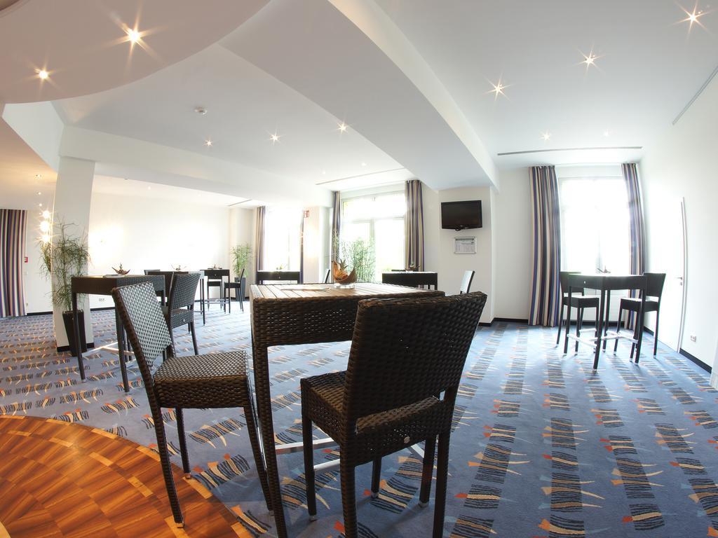 Atlanta Hotel Leipzig โกรสเพิสนา ภายนอก รูปภาพ